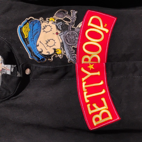 FLASH SALE! RARE! NWOT Betty Boop '13 Biker Betty Motorcycle Club Bomber Jacket - Picture 2 of 11
